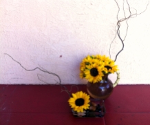 Putting the two sunflower arrangements I made together brought about a nice harmony I wasn't expecting.